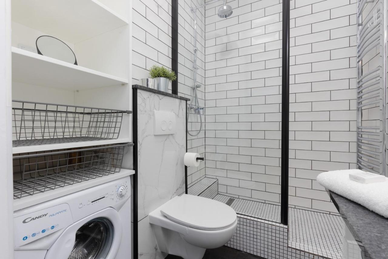 Stylish & Trendy 1 Bedroom Apartment Wola With Parking By Renters Warszawa Eksteriør bilde
